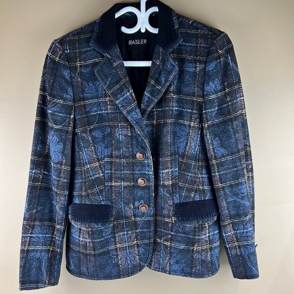 Classic Basler Wool Plaid Blazer - Picture 10 of 16